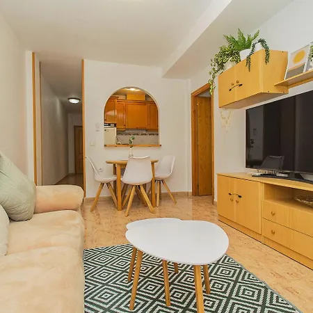 150 Lovely Palangre Apartman *